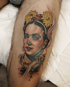 tatuaje retrato neotradicional Frida Kahlo - 190