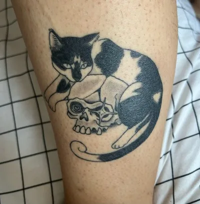 tatuaje blackwork gato mascota tatuaje blackwork gato mascota